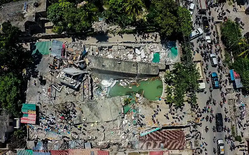 8月14日,海地莱凯,地震发生后,酒店受损严重.图/澎湃影像