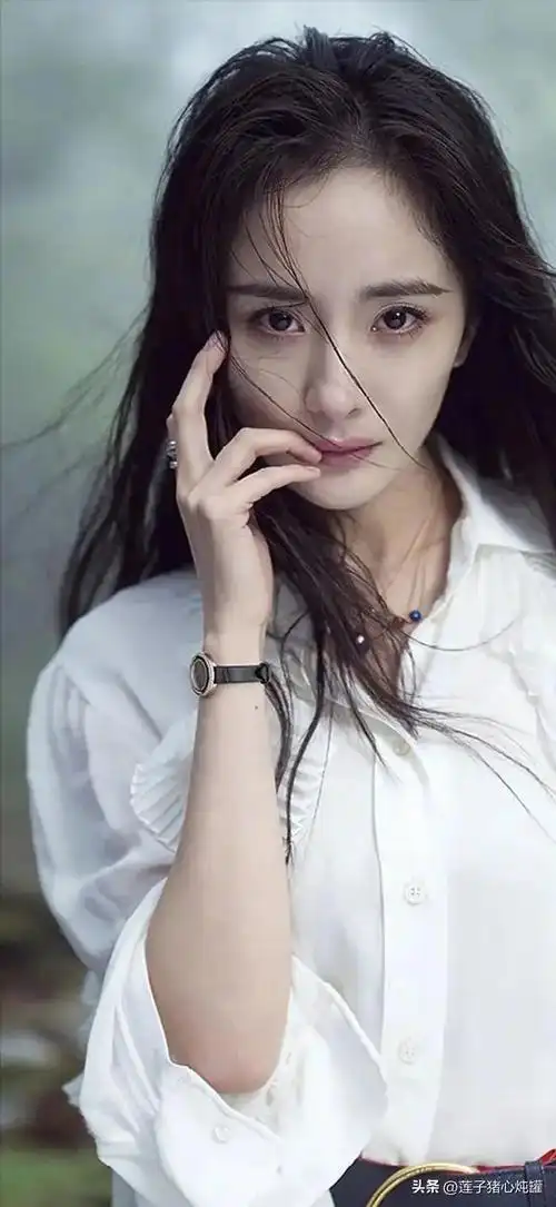 杨幂成熟系列写真