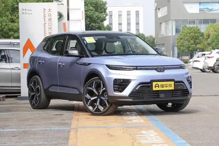 天际me5汽车油电混合车天际me5汽车油电混合车的外观车型