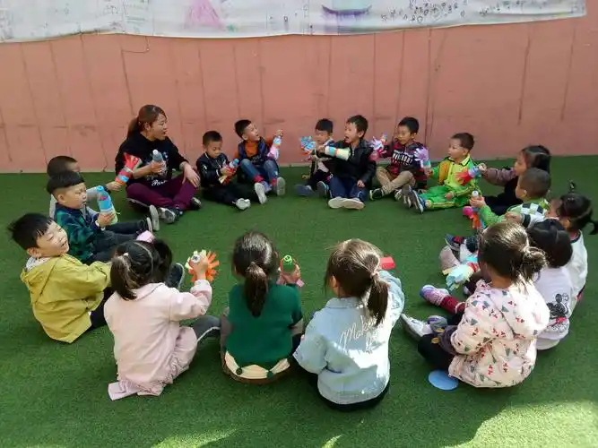 启源尤东幼儿园:记录中班幼儿园生活的——点点滴滴👇 - 美篇