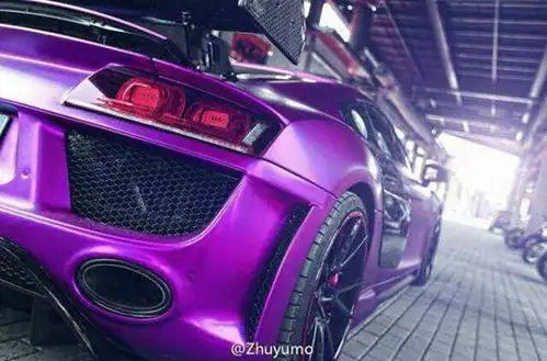 公路美后奥迪r8电镀冰紫车身改色