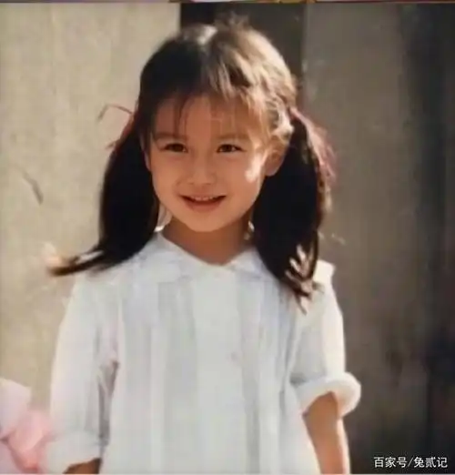 女明星童年照,看看你能认出几个?