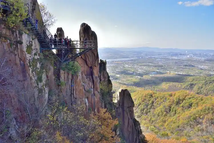 朱雀山吉林市四大名山中最高最险的一座山
