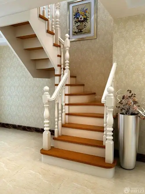 别墅室内欧式楼梯扶手装修效果图片_设计456装修效果图
