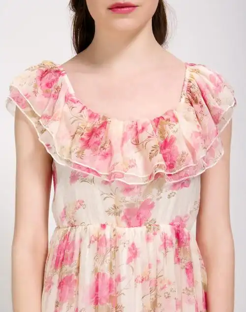 粉色印花荷叶边露肩雪纺连衣裙