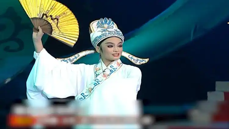 天津小学生这曲《三家店》唱得字正腔圆,颇有大师风范