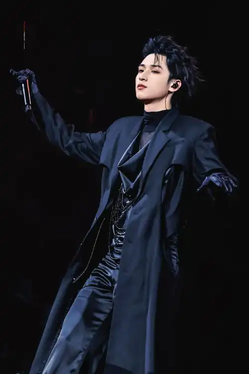 严浩翔叁重楼暨出道四周年演唱会