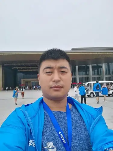 向上!青岛帝豪200万车友相聚!