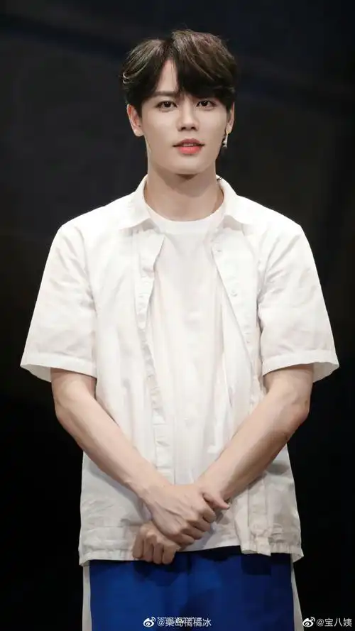 走过路过不要错过超级可爱又帅气的林彦俊救命呀,居然还有人不知道这