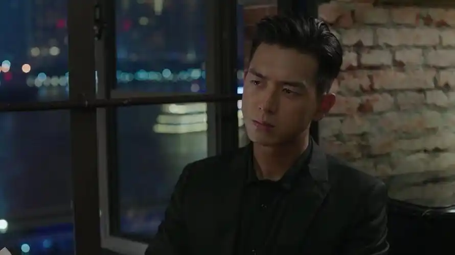 韩商言穿正装太帅了吧