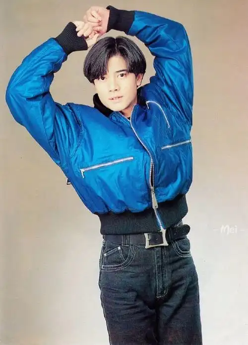 偶然看到天王郭富城复古写真,辣真的是秀气啊,好能打的颜值啊