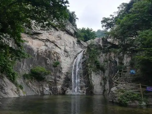 南召百尺潭和石头村