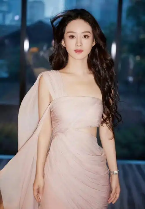 赵丽颖已读乱回##赵丽颖粉色单肩纱裙