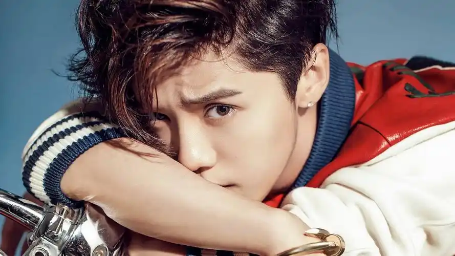 小鲜肉鹿晗帅气写真,高清图片,电脑桌面-壁纸族