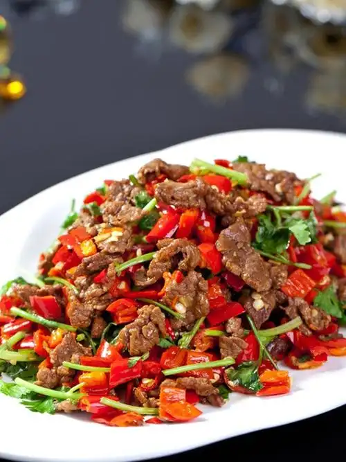 牛肉小炒商用菜食冷冻肉片半成品特色菜餐饮黄牛肉牛肉卷