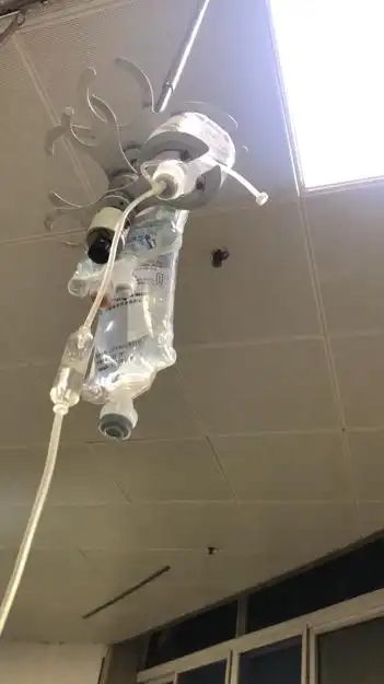 住院照片真实图片高清望采纳求几张男病人住院在病床上的照片这样的