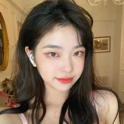 2020最流行微信女生头像