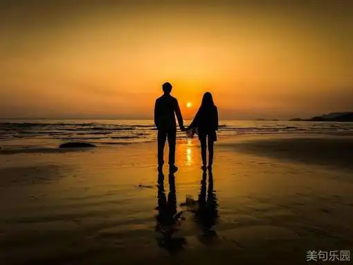 秀恩爱的句子朋友圈短句说说