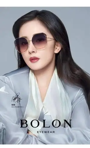 天鸿暴龙眼镜新品到店告诉你杨幂的上镜mi诀