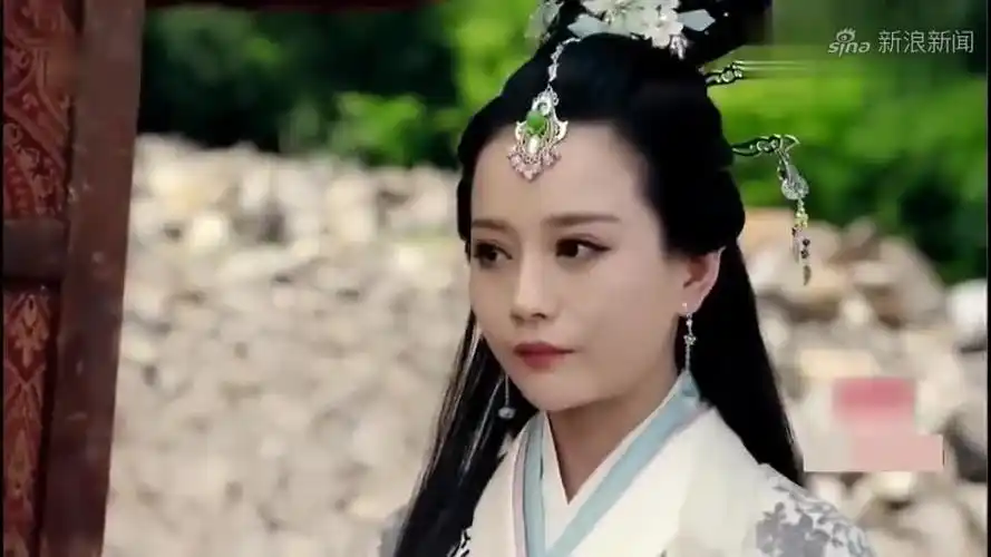 思美人:浴兰要碧霞履行承诺离开丈夫,屈原一脸懵,这咋回事