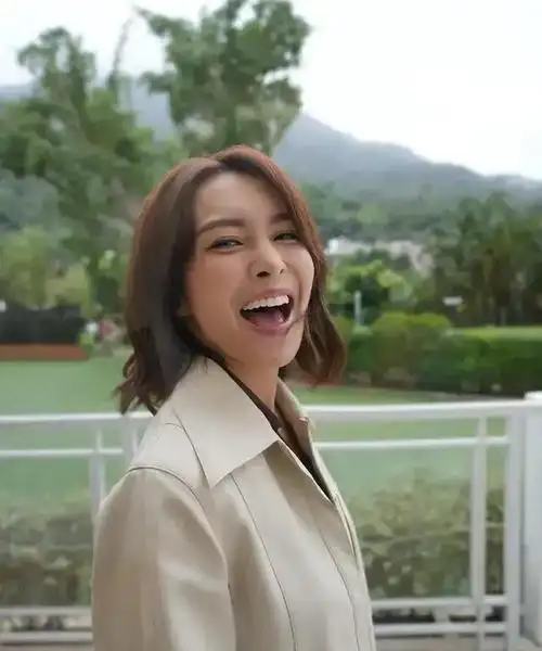 2013年的冠军港姐张曦雯