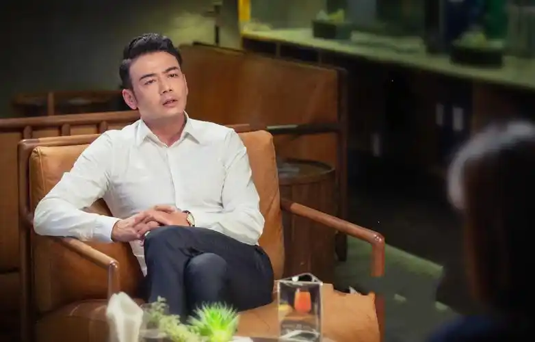 原创杨烁《我们都要好好的》定档,未受片酬门干扰,但播出方式有玄机