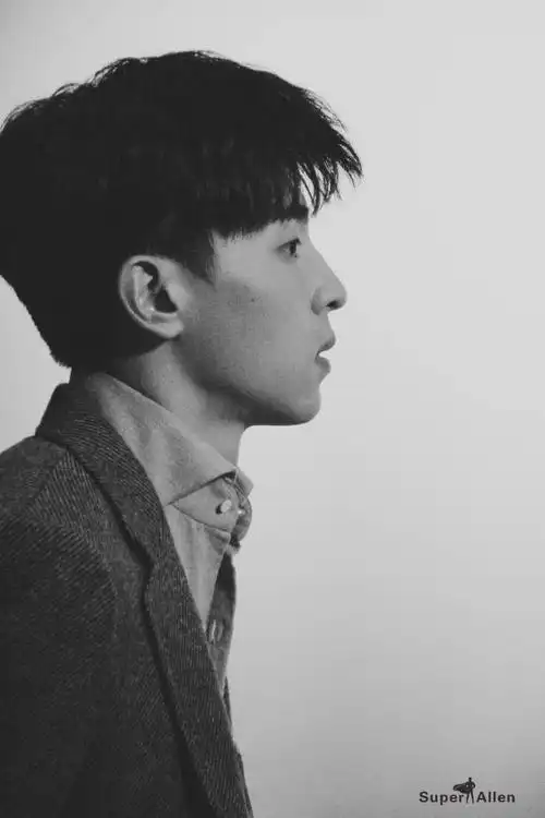 邓伦绝美侧颜杀合集神仙颜值让人一秒沦陷