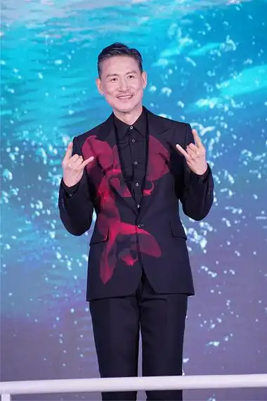 张学友演唱会超半数观众来自外地 大型演出"跨城观演"已成常态- 娱乐