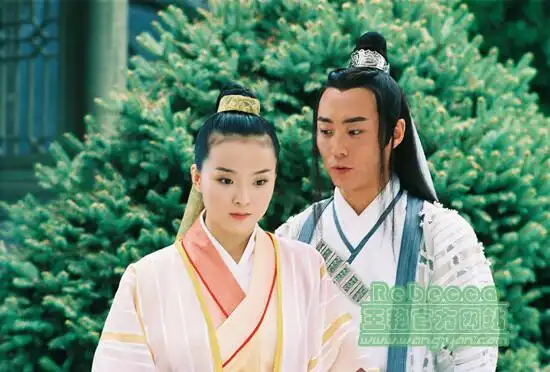 花姑子 王艳 饰 钟素秋 沈晓海 饰 陶醉