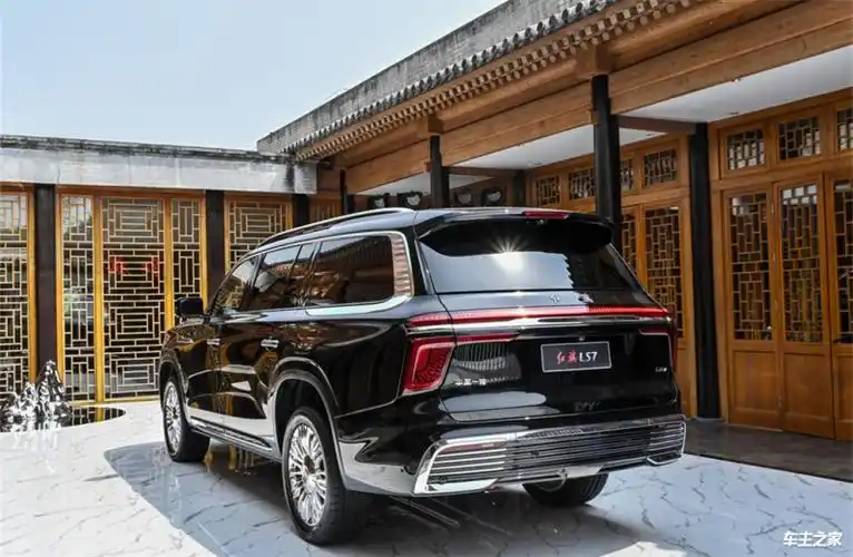 全新红旗hs7上市售价2558万元起