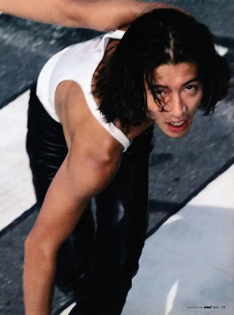 咱就说,你永远可以相信#木村拓哉 的帅气. - 抖音