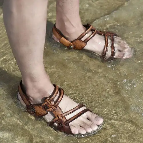 君别沙滩鞋男凉鞋男2018新款夏季男士凉鞋真皮沙滩拖鞋中老年爸爸休闲