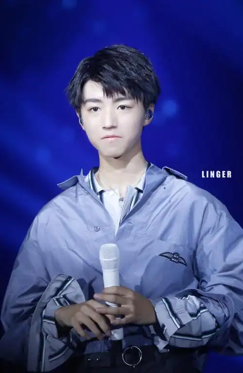 20170924 王俊凯十八岁成年礼 高清 图源cr.logo