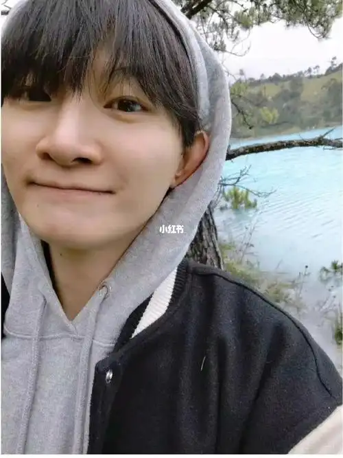 周深的自拍68们