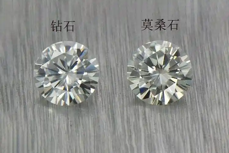 真假钻石的区别图片对比讲解带你了解真假钻石的图片都长什么样子