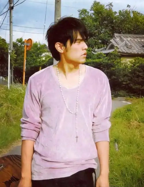 周杰伦年轻的时候真年轻