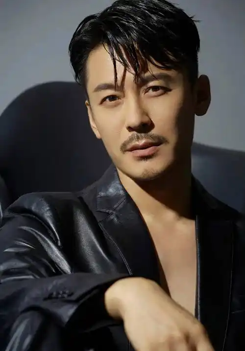 抡起婴儿床床板打老婆,演员王东退圈吧_妻子_视频_控制