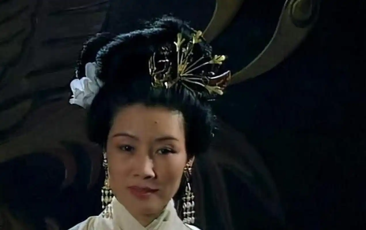 国家一级演员吕中