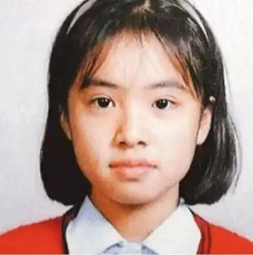 黎姿小时候真的是假小