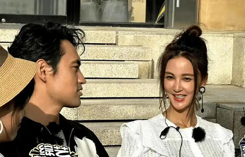 张歆艺身材暴瘦到80斤!