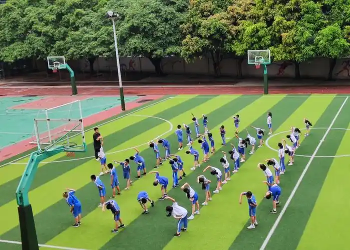 精彩课堂之 爱眼操 精彩课堂之 体育课