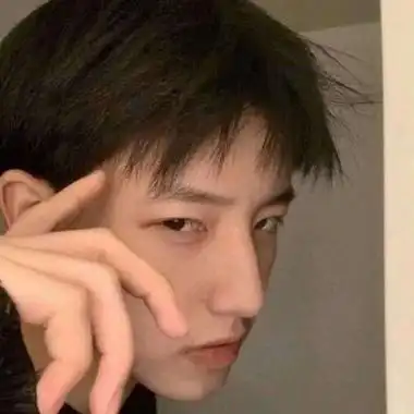 韩系气质高冷的魅力男生头像慵懒偏冷淡风很好看的气质纯欲男头