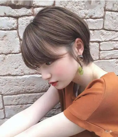 2021最新干净利落短发