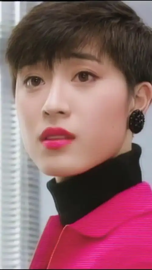 陈法蓉这短发造型太美了