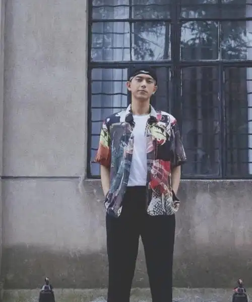 男孩出门该怎么穿学习李现王一博和吴世勋等人帅气有回头率