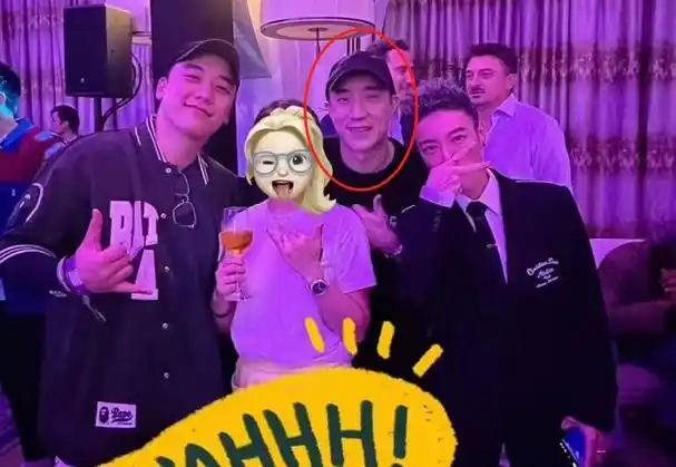 成龙儿子罕现新加坡,晒千万豪车身材发福,疑结婚有娃神似爷爷