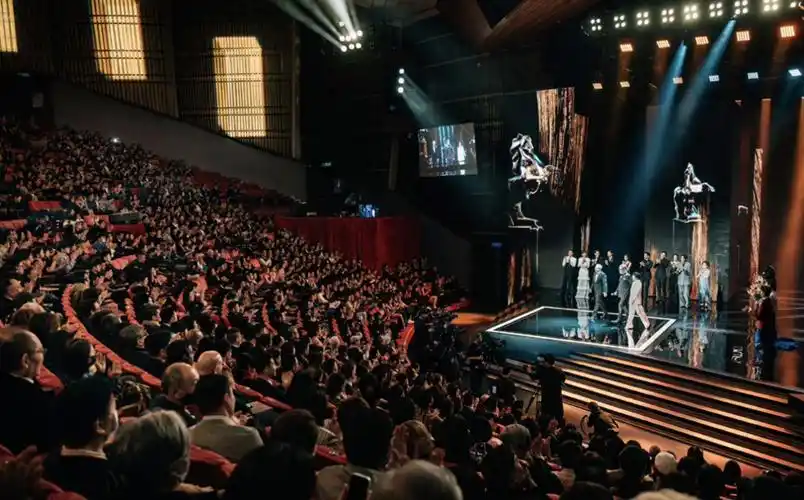 第60届金马奖:林志玲秀日文,林青霞拿终身成就奖,最小影后诞生