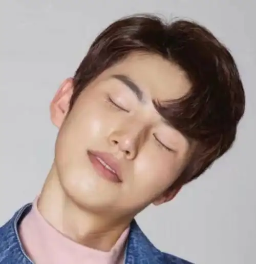 男士中分需要烫发吗?对发量又什么要求吗?