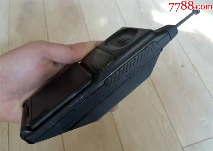 怀旧收藏201290年代美国原装摩托罗拉9900模拟翻盖手机大哥大