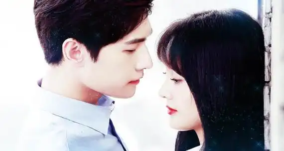 杨洋郑爽公开恋情了吗 私下亲密照流出十指紧扣好甜蜜